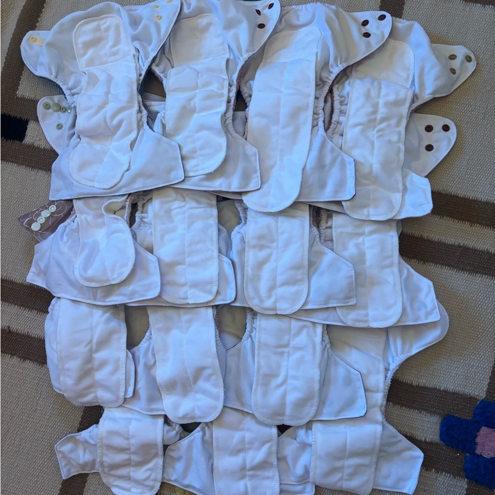 Nora’s Nursery 14 Newborn AIO Cloth Diapers in Blushing Blooms - Picture 3 of 7